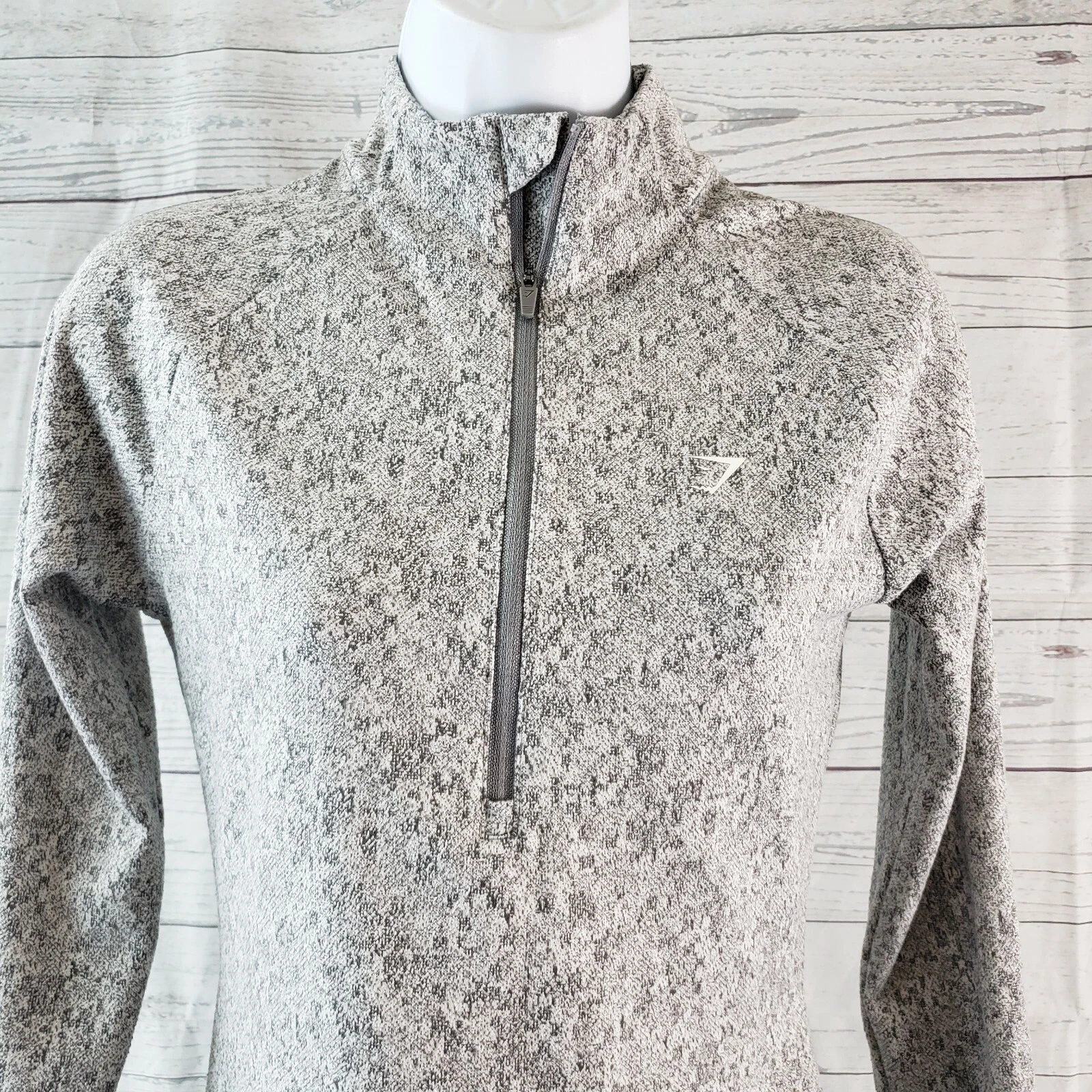 gymshark 1/4 zip pullover cutout long sleeve thumbholes jacket
