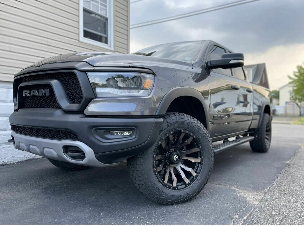 20x10 Fuel D674 Blitz Black Wheels 34