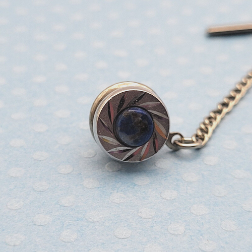 Blue Stone Center Silver Tone Diamond Cut Pattern Round Tie Tack Pin with Chain - Picture 5 of 13