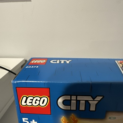 LEGO City Barco de Bomberos Modelo 60373 Juguete Flota Sobre Agua Edades 5+ - Imagen 2 de 7
