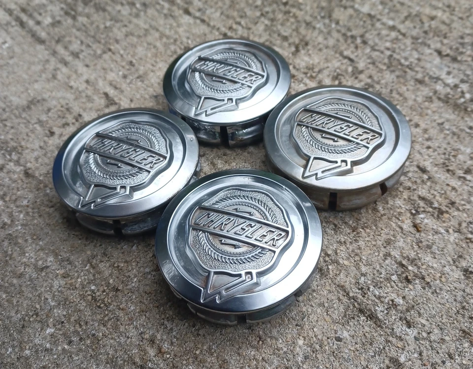 Chrysler PT Cruiser Pacifica conjunto de 4 tampas de centro, cetim 1999-2010 p/n 04782867AA - Imagem 2 de 3