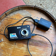 18MP Compact Digital Camera Black 8x Optical Zoom 2.7" LCD Anti-Shake USB
