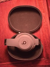 Beats by Dr. Dre Gray Foldable Over-Ear Headband Headphones with Case