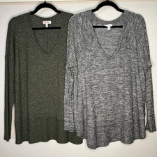 BUNDLE of 2 Per Se Green Time and Tru Gray Women XL Long Sleeve Casual Knit Tops