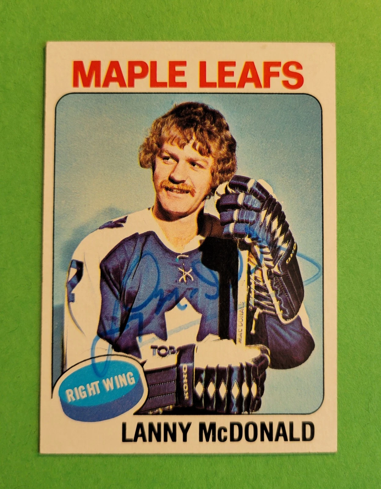 Lanny McDonald Autographed 1975-76 Topps #23 Maple Leafs Auto