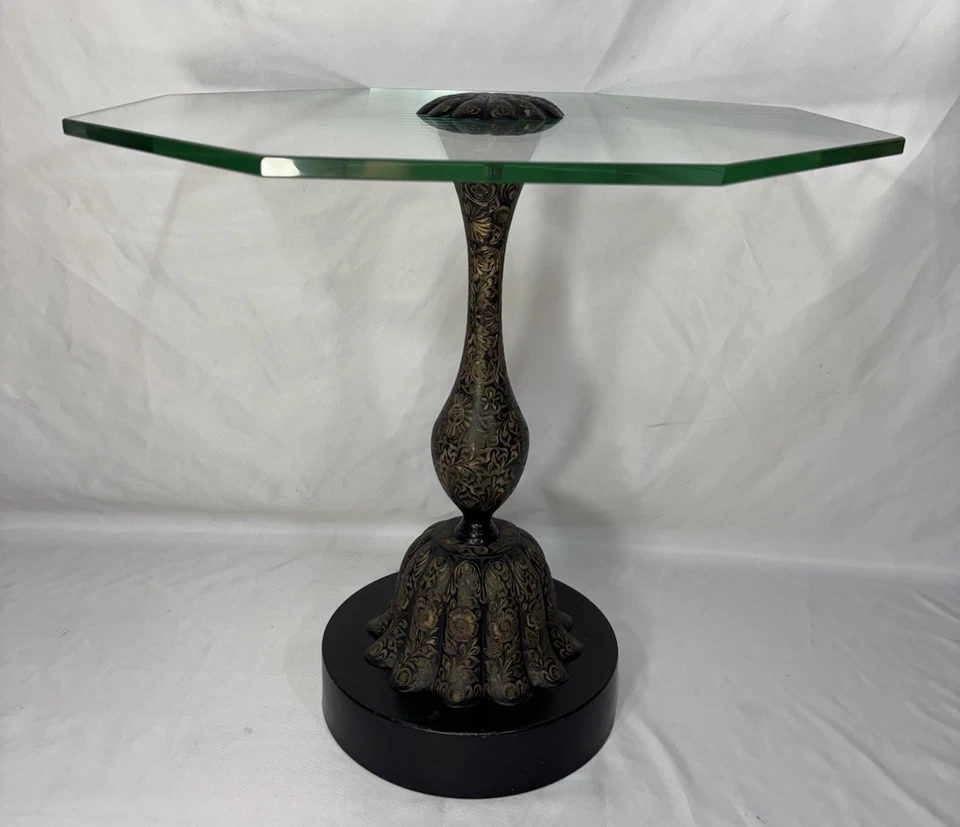 Mesa auxiliar vintage de vidrio ennegrecido grabado de mediados de siglo INDIA B Foto 3 de 4