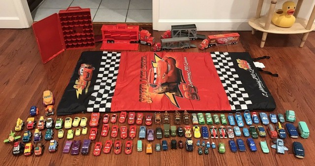 Disney Pixar Cars Lightning Mcqueen Ottoman Kids Storage Bench