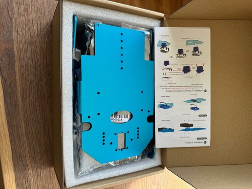 Yahboom G1 SMART ROBOT TANK (G1 T PI) NIB - Picture 3 of 3