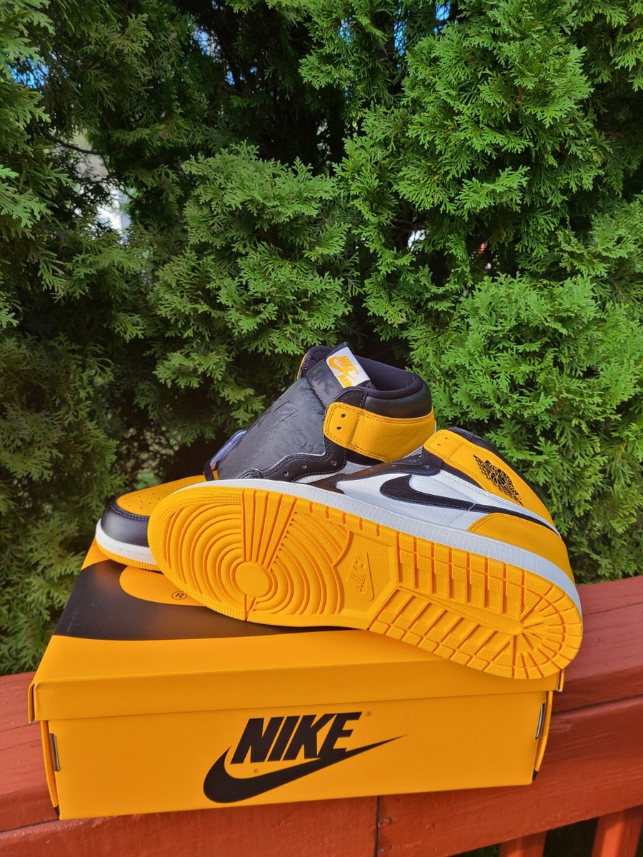 Dead Stock! Nike Air Jordan 1 Retro High OG Yellow Toe 2022