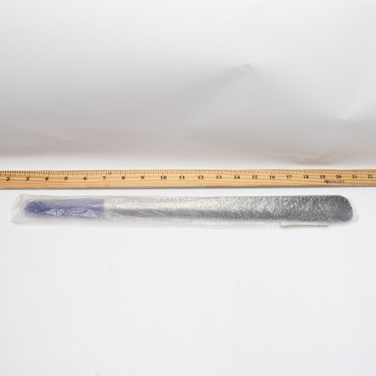 Shoe Horn Steel Shaft Rubber-Like Handle 18" 8625