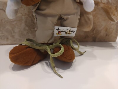 Collectable Safari Goofy Explorer Animal Kingdom Walt Disney World