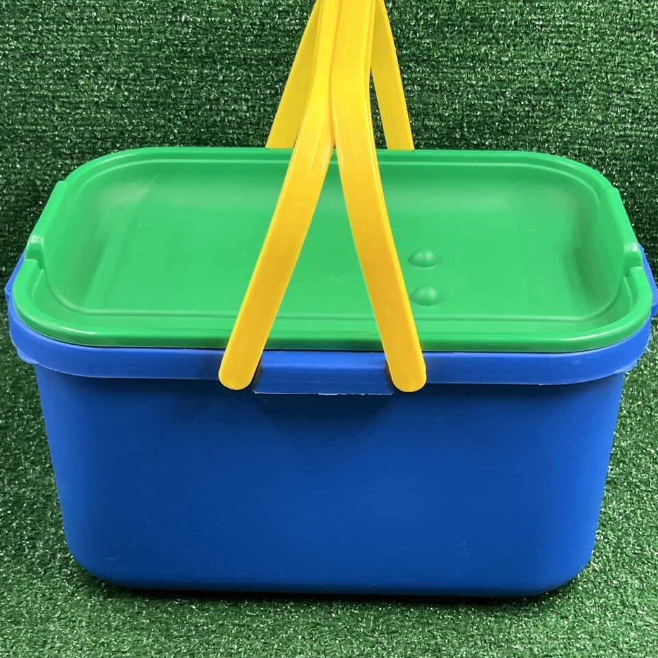 Organizador de almacenamiento de costura artesanal Eagle vintage azul verde amarillo falta tapa Foto 2 de 4