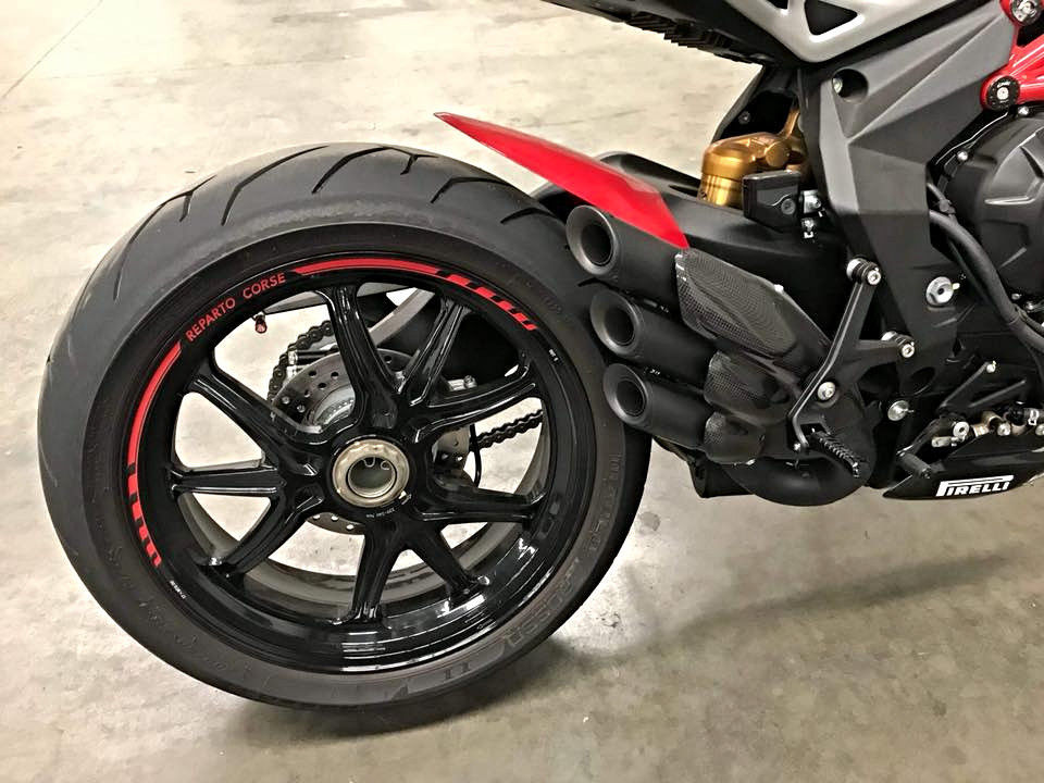 MV Agusta Brutale 800RR マフラー MV Agusta Brutale RR Dragster RR 800 2017-18 Silmotor Exhaust