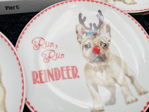 Pier 1 Christmas Dogs Appetizer Plates Theme Holiday 6” Fun Snack Small dogs NIB - Picture 4 of 5