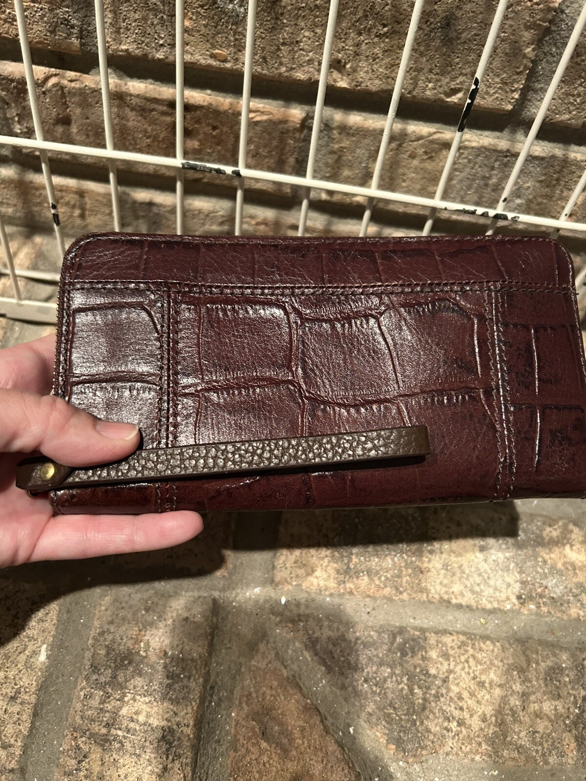 Fossil JORI Zip Clutch Brown Croc Embossed Leather