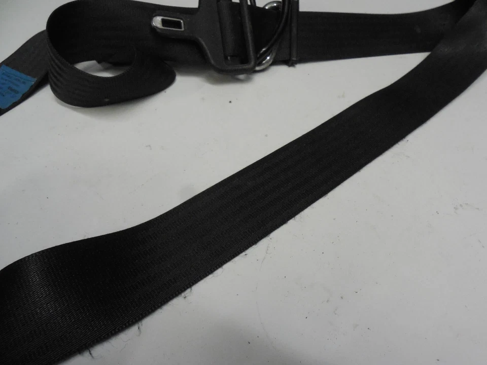 Hebilla cinturón seguridad delantero izquierdo 2018602585 84-93 mercedes-benz w201 190d 190e Foto 4 de 4