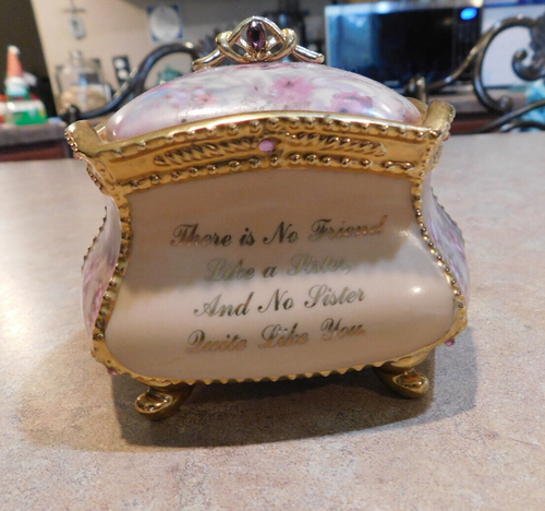 My Sister My Friend Porcelain Heirloom Music Box By Sandra Kuck Shared Memories - Picture 3 of 12