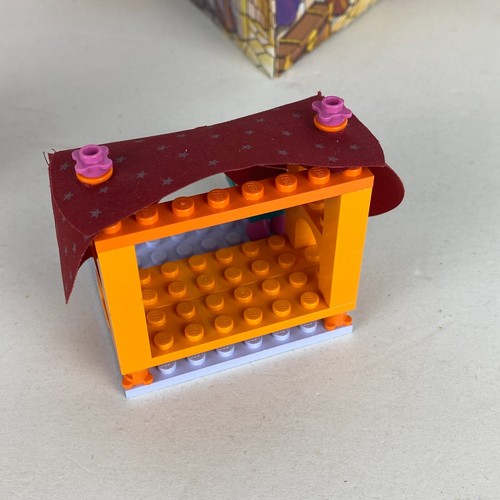 LEGO Harry Potter: Gryffindor House (4722) 100% Complete with Manual VGC - Picture 7 of 10