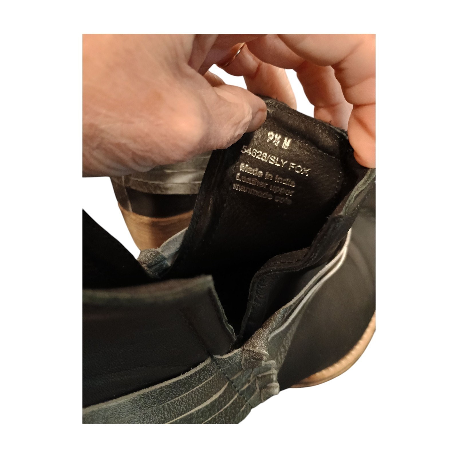 Diba Women's True Leather Sly Fox Pull On Bootie Black & Gray Straps Size 9.5M 