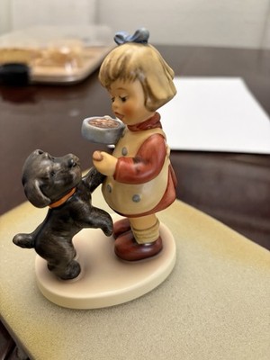 Hummel # 1643 Hum 2032 ''Puppy Pause'' First Issue 2002 TMK 8