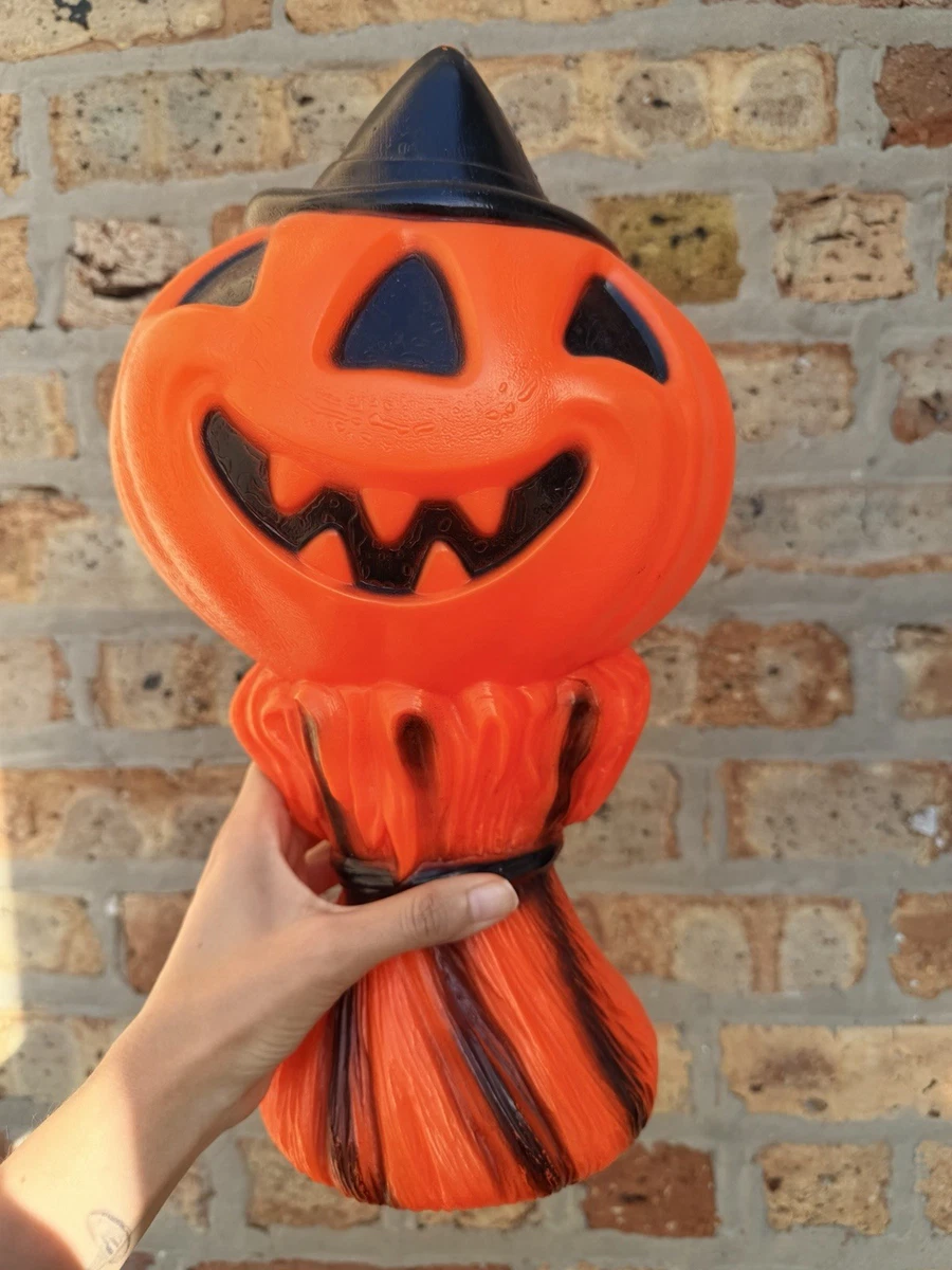 25+ Vintage Blow Mold Pumpkin In Halloween Lights (1960-1990) for