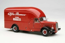EXOTO 1/43 Alfa Romeo 500 Transporter 1950 Alfa Romeo F1 Team Complete Diecast