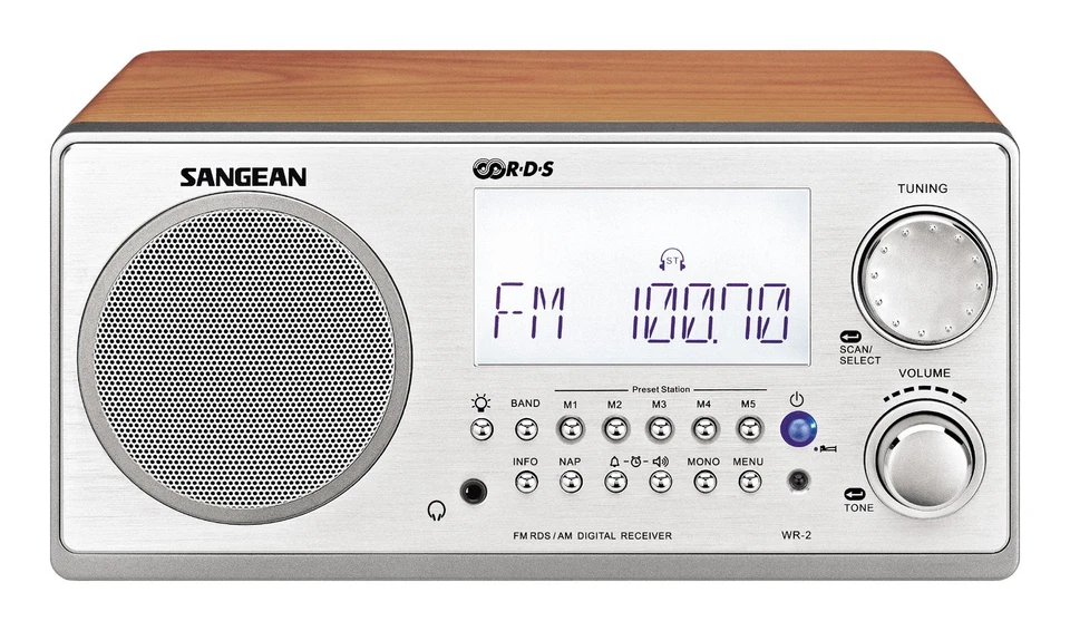 WR-2 AM/FM-RBDS Wooden Cabinet Digital Tuning Radio (Walnut) - Image 2 of 4