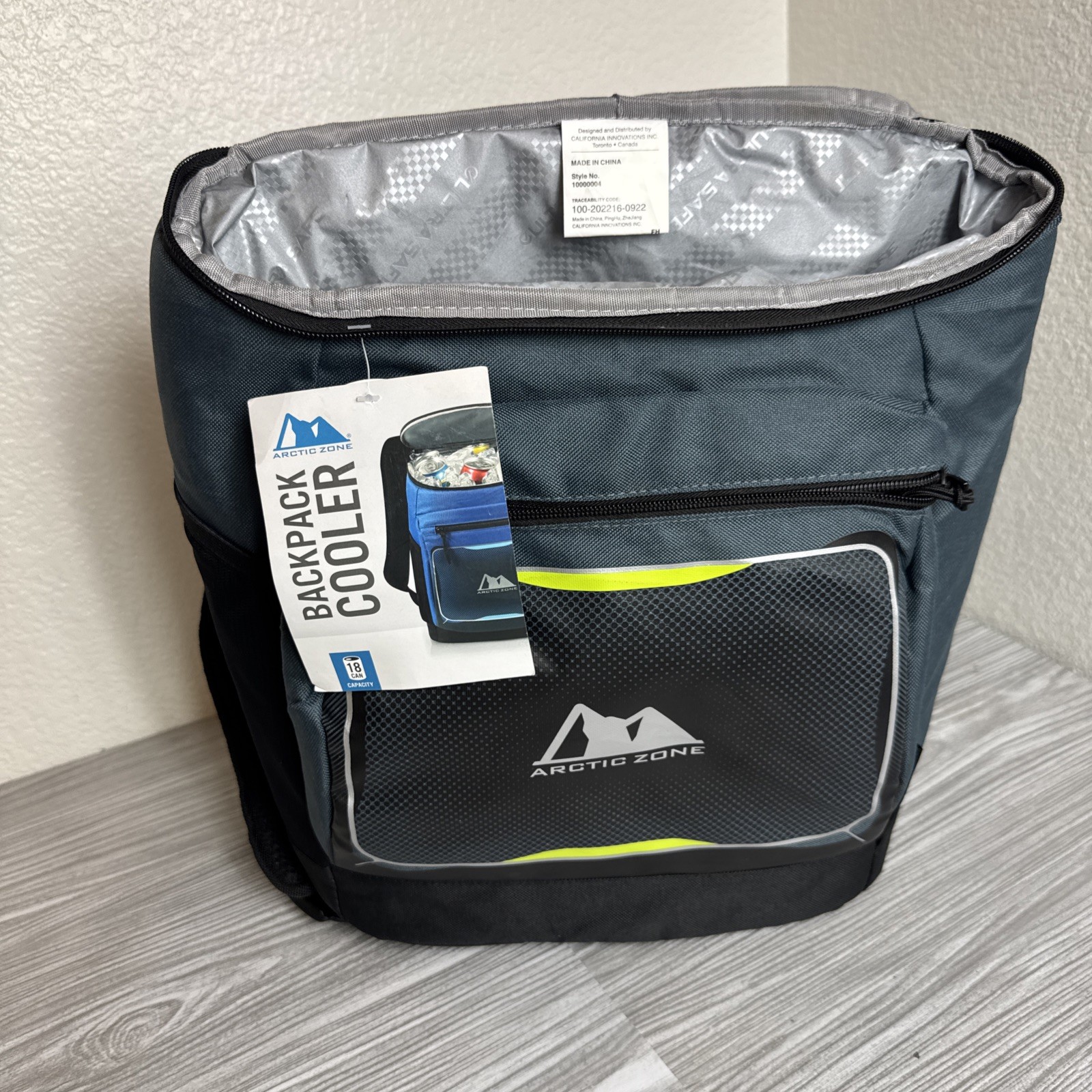 Arctic Zone Backpack Cooler 18 Can Water Repellent Microban  NEW