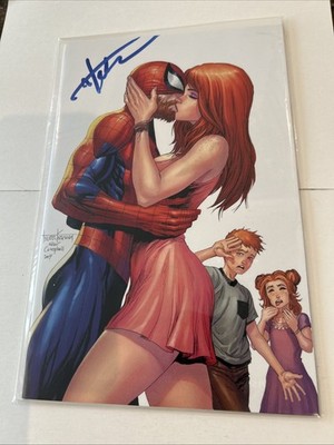 ULTIMATE SPIDER-MAN #2 - Signed TYLER KIRKHAM VIRGIN VARIANT EXCLUSIVE  W/COA