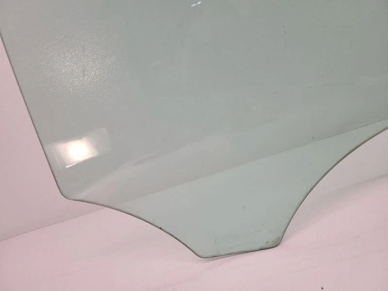 2006-2011 CHEVROLET HHR Driver Left Front LH Door Glass 22714358 Foto 3 de 4