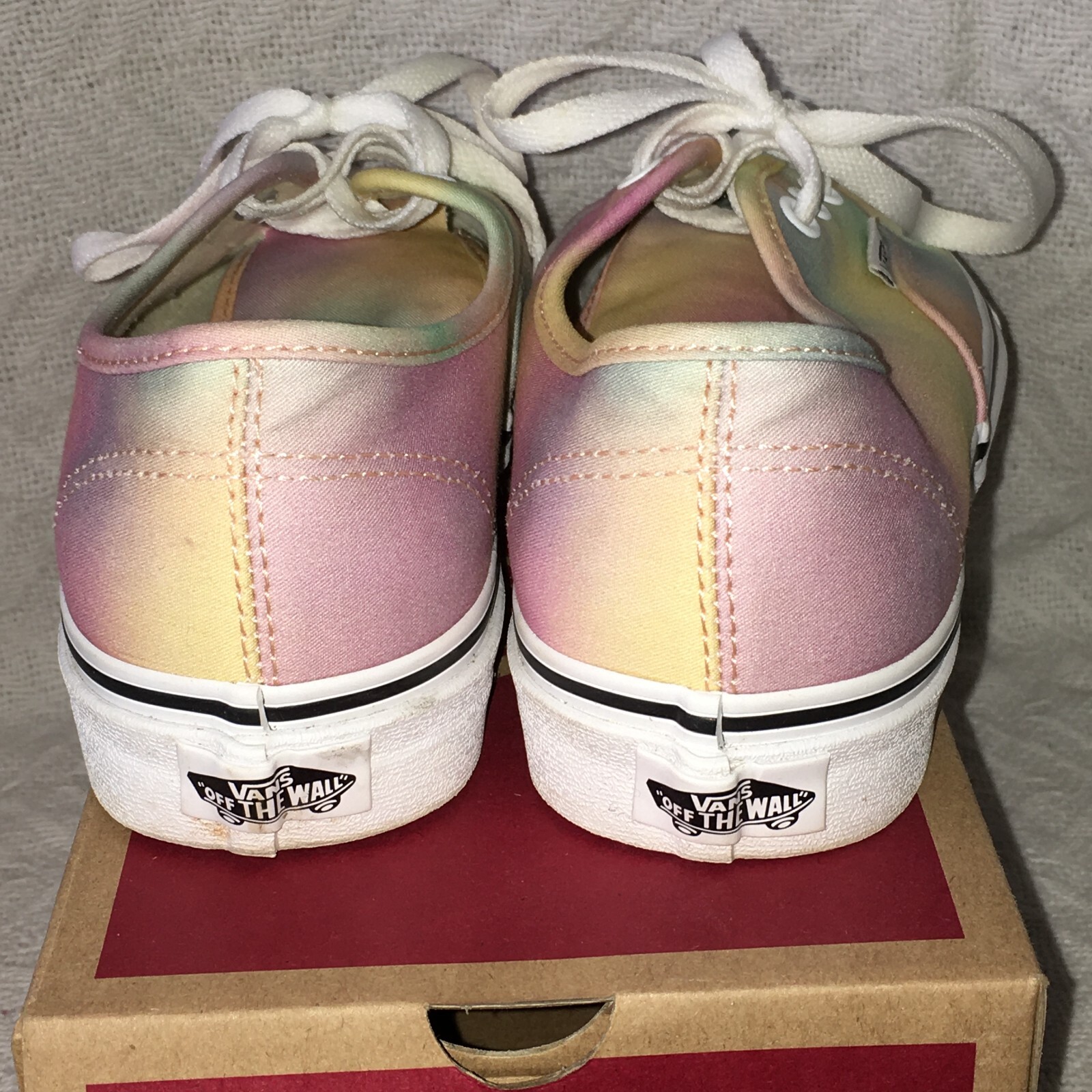 MEN'S 5.5 LADIES 7 VANS AUTHENTIC AURA SHIFT MULTI WHT LO LACE UP VN0A2Z5IWGQ