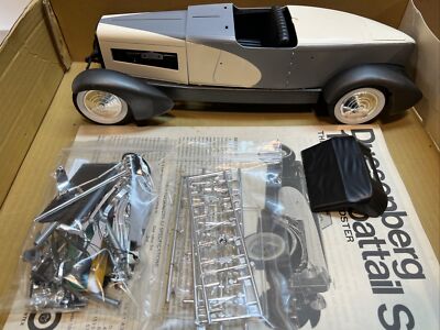 1/16 Duesenberg 1933 Boattail SJ モデルキット Bandai Entex 1933 Duesenberg Boattail SJ #9135 Model Car Kit