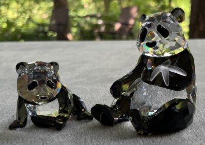 置物 SWAROVSKI SWAROVSKI Crystal Endangerd Wildlife Pandas Figurines (#900918