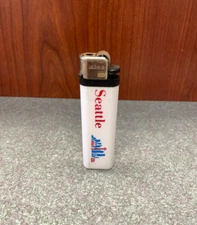 Vintage Seattle Washington Disposable Plastic Lighter NON WORKING White Logo