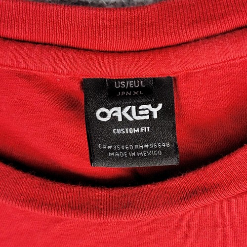 Oakley T-Shirt Custom Fit Mens Large Red Short Sleeve Crew Neck Pullover - 第 6/9 張圖片