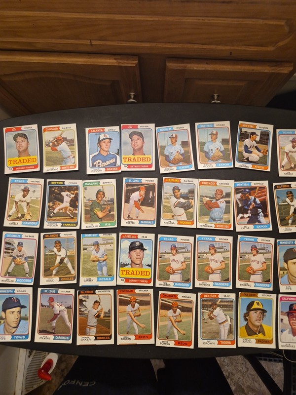 vintage topps baseball cards lot