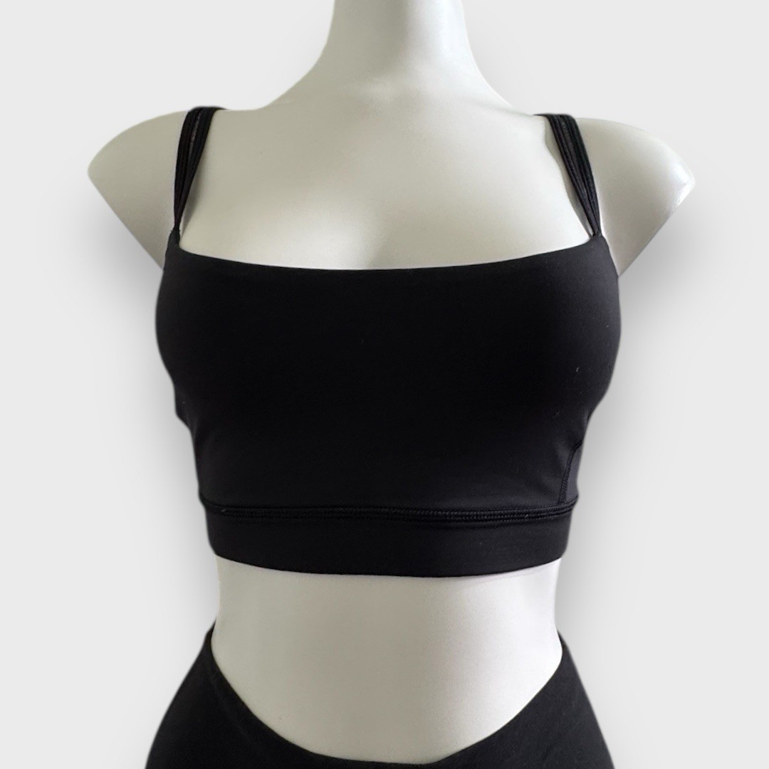 Lululemon Athletica Black Solid Pullover Wireless… - image 2