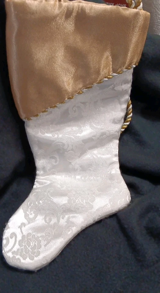 Elegante Medias de Navidad Marfil Satinado Dorado Cordón Brillo Damasco 16" Forradas Foto 4 de 4