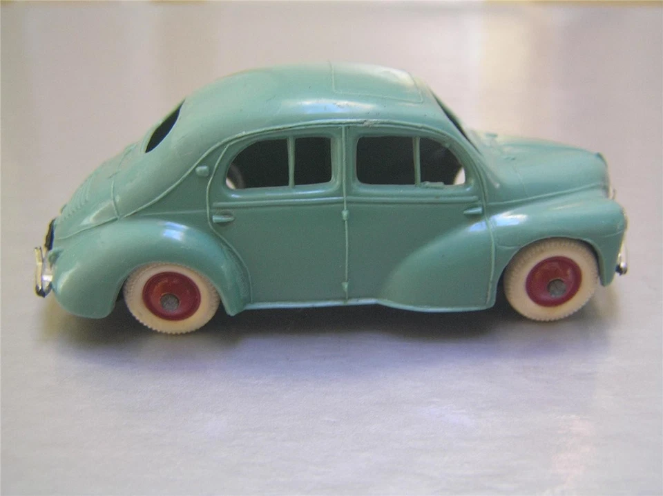 Norev vintage plastic model Renault 4CV with tin base 1/43 scale made in France - Image 4 of 4