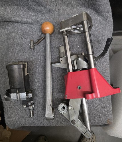 LEE Progressive 1000 reloader with 9mm die set | eBay