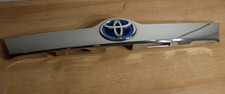 2012-2014 Toyota Camry Hybrid Xle Rear Trunk Chrome Garnish Molding Emblem Oem 2012-2014 Toyota Camry Hybrid Xle Rear Trunk Chrome Garnish Molding Emblem Oem
