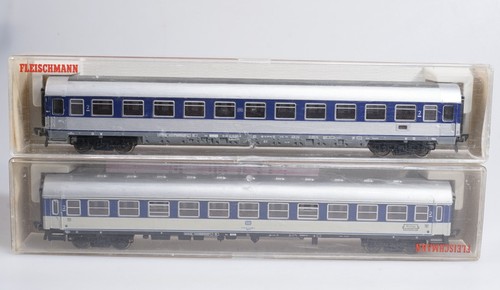 (0328) 2 Fleischmann Personenwagen Abteilwagen 2. Kl. 5173+5174 in OVP | Condition: Gebraucht