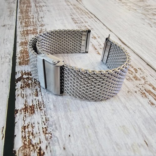 Heavy Duty Shark Mesh 2.5mm Watch Strap Band Milanese Bracelet Steel 18 20 22 mm - Picture 5 of 14