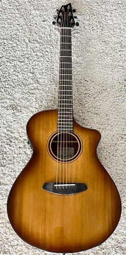 Breedlove PSCN49CEMYMY Pursuit Exotic S Concert Amber CE Myrtlewood Guitar