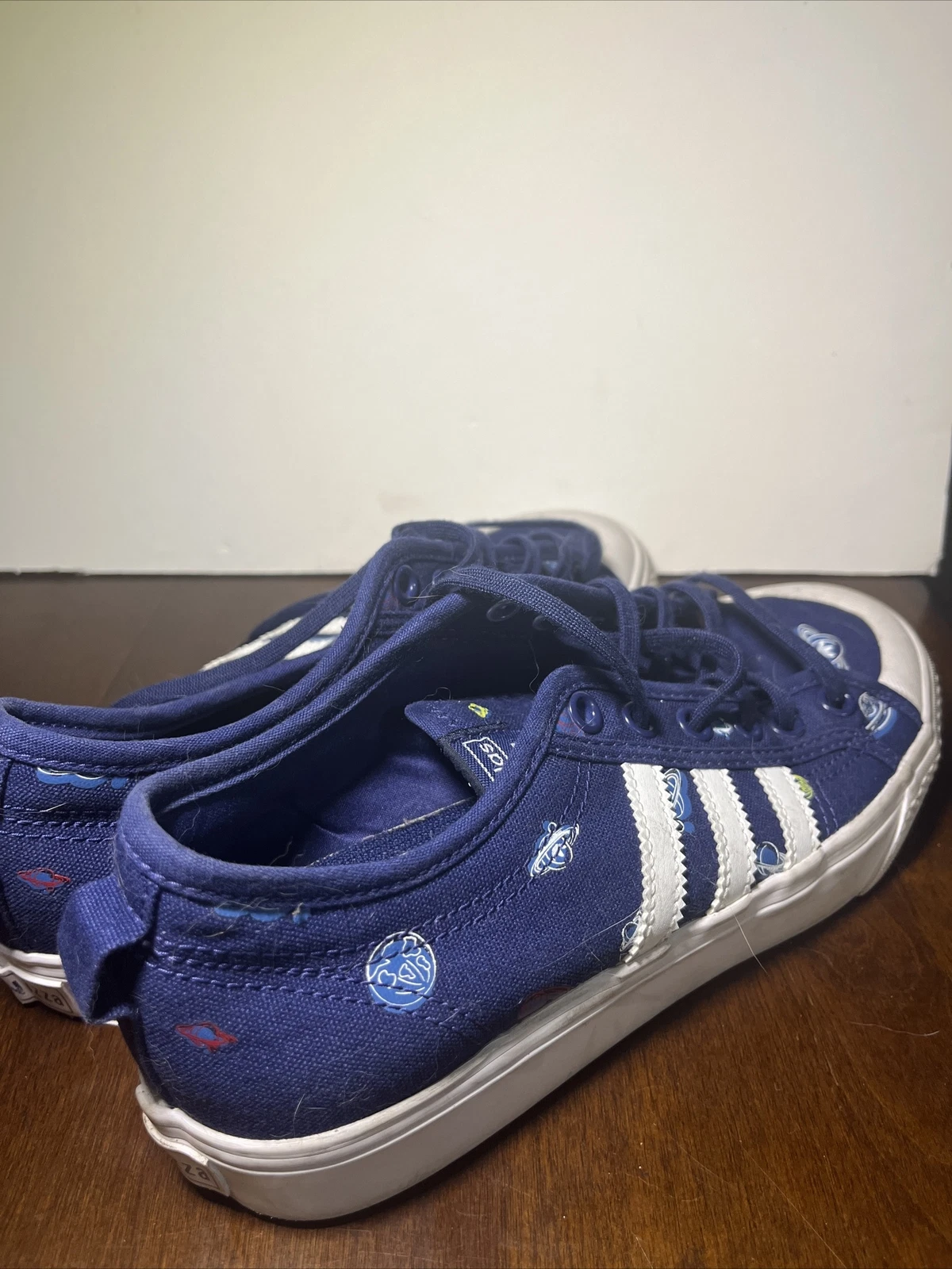 Adidas Sneakers basse Nizza fuori da questo mondo blu navy spazio taglia 5 5