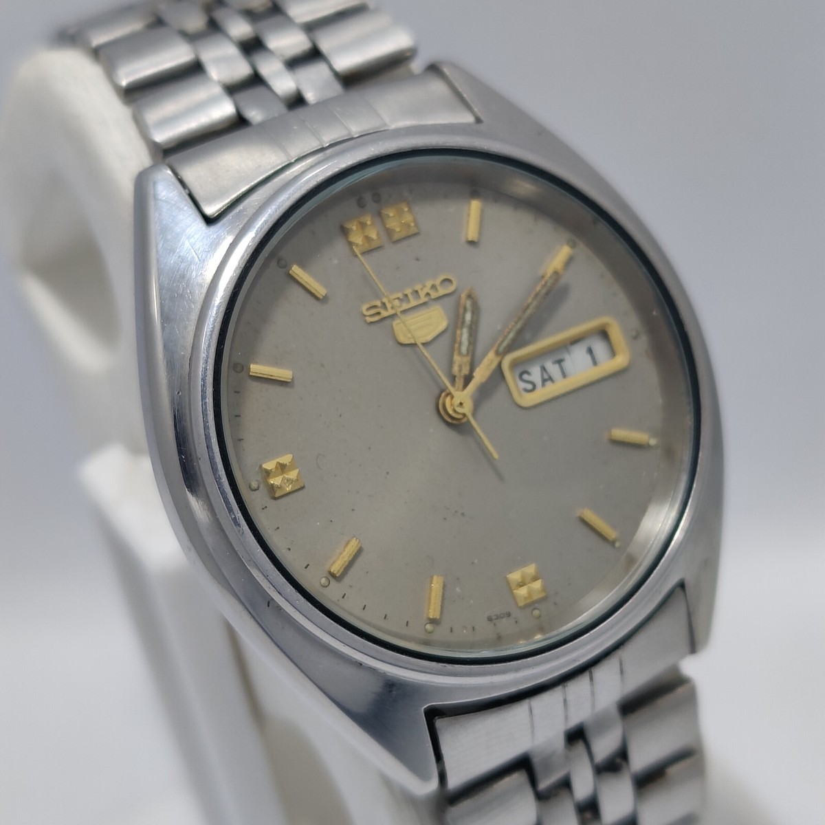 Lot Of 2 Vintage Seiko 5 