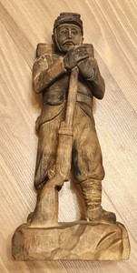 Vintage Stone Mt Georgia Wood Hand Carved Soldier 9" Travel Vacation Souvenir