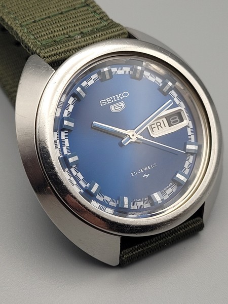 1969 SEIKO 5 AUTOMATIC 5126-7030 40mm CASE VINTAGE 