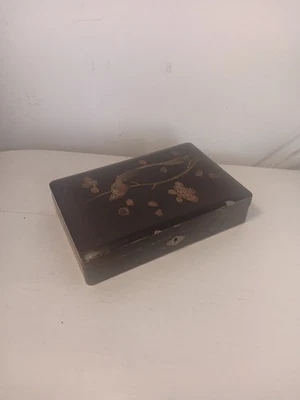 Vintage Japanese Lacquered Hand Painted Jewellery Trinket Box 24cm X 16cm X 5cm - Image 1 of 4