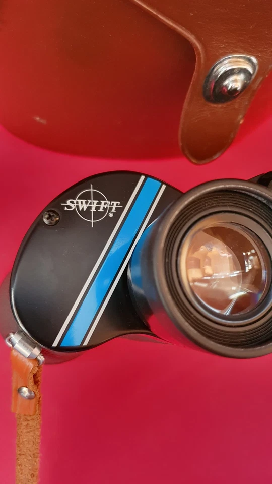 Swift Audubon 8.5x44 MKII Extra Wide Japan Binoculars - Image 2 of 4